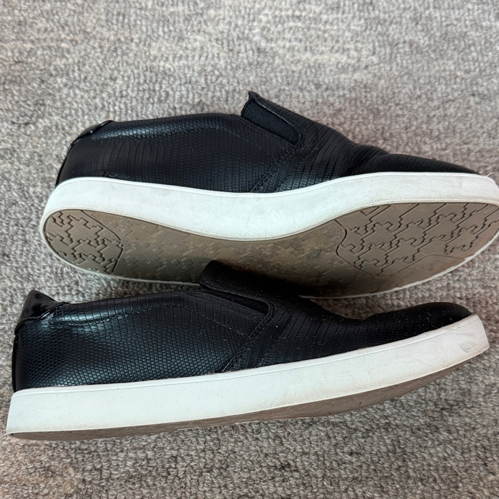 Dr. Scholl's Textured Black Women’s Slip on Sneakers - Picture 7 of 8